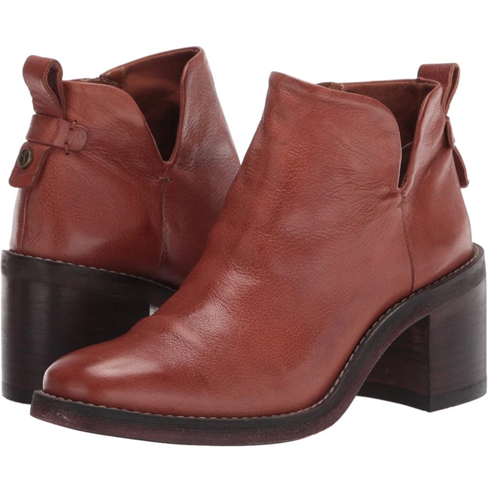NIB Franco Sarto Klora Booties size 9M in Cognac